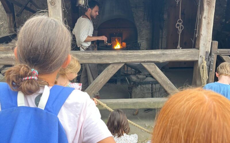 séjour nature Ariège activités sportives jeunes Ariège vacances aventure Occitanie canyoning rafting Ariège